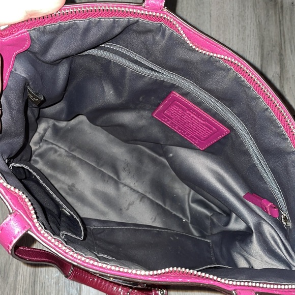 Coach purse - Picture 3 of 4